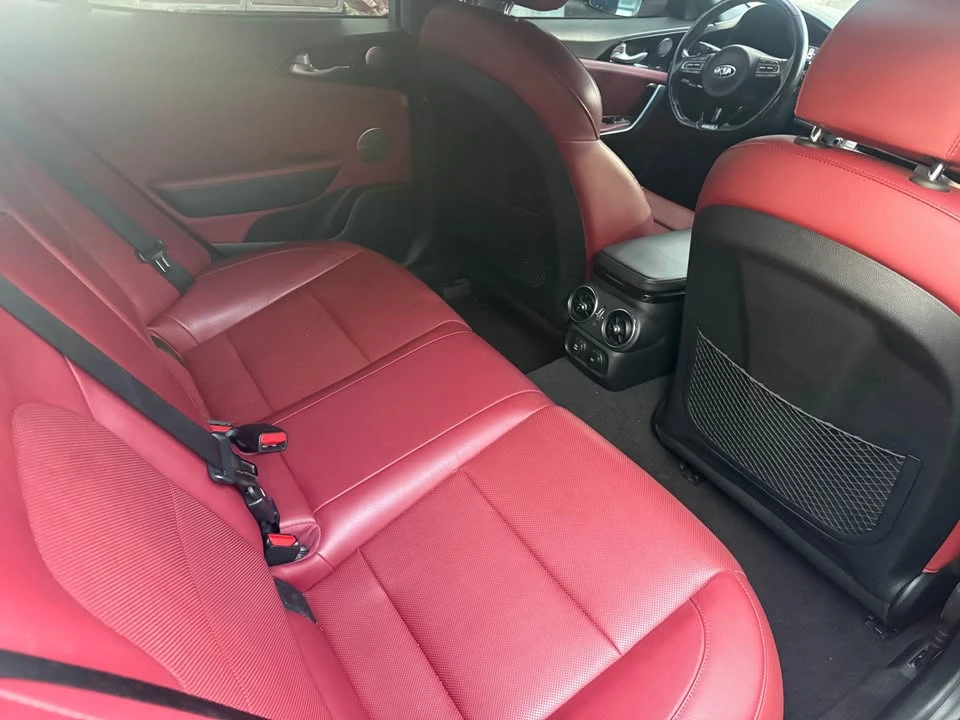2020 Kia Stinger - Image 6 of 7