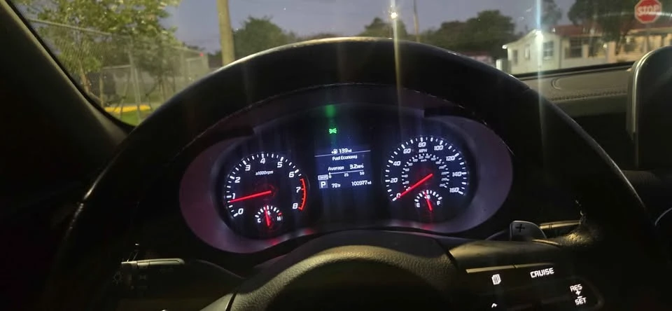 2020 Kia Stinger - Image 17 of 17