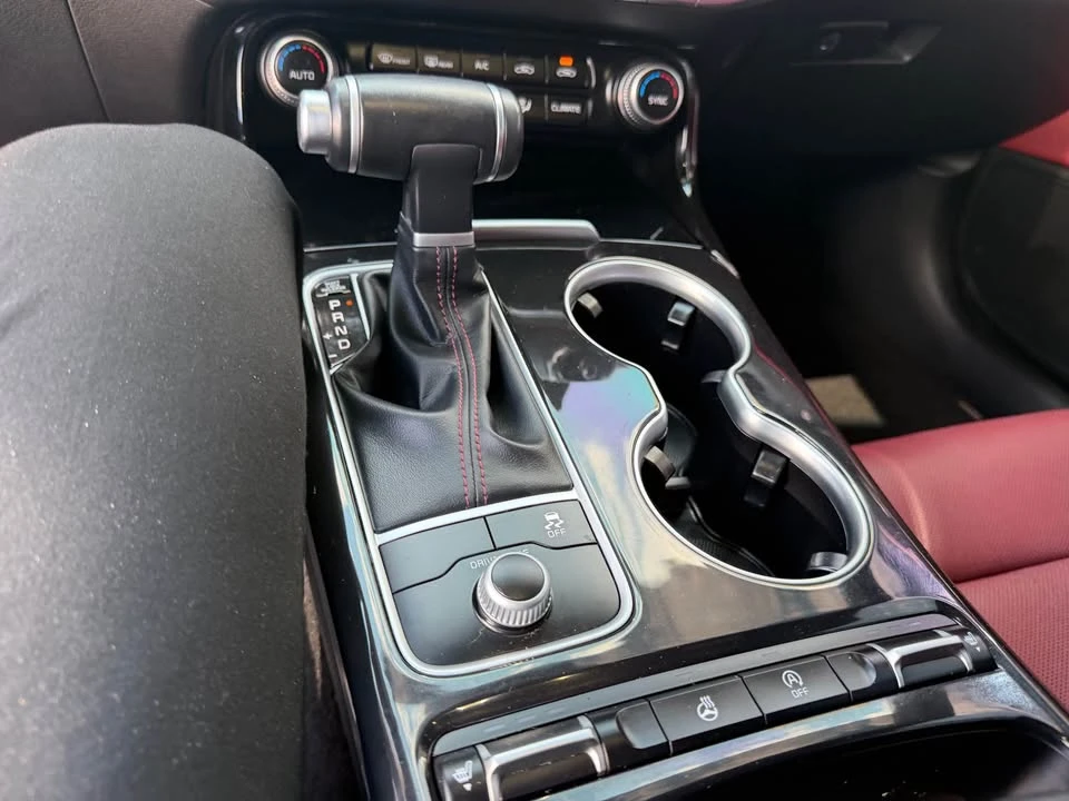 2020 Kia Stinger - Image 6 of 7