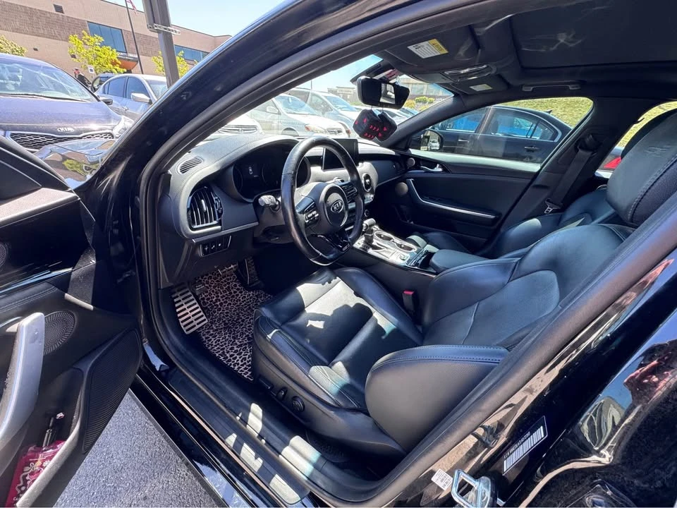 2020 Kia Stinger - Image 8 of 20