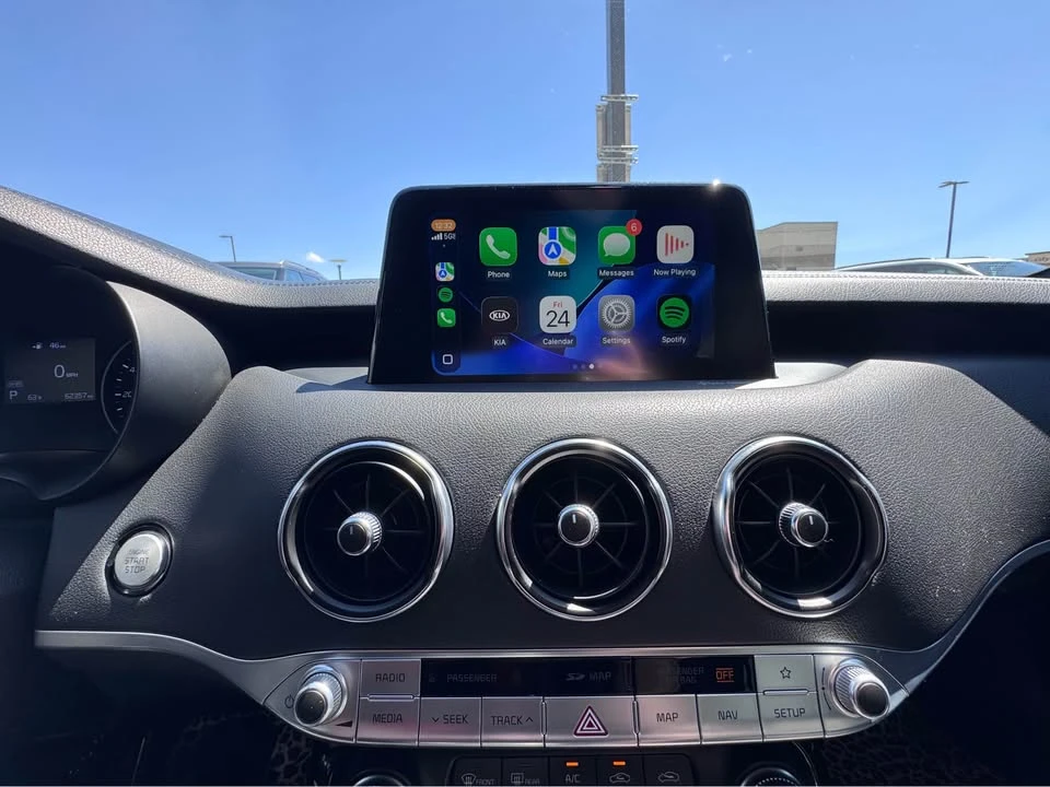 2020 Kia Stinger - Image 17 of 20