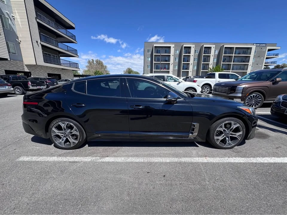 2020 Kia Stinger - Image 6 of 20