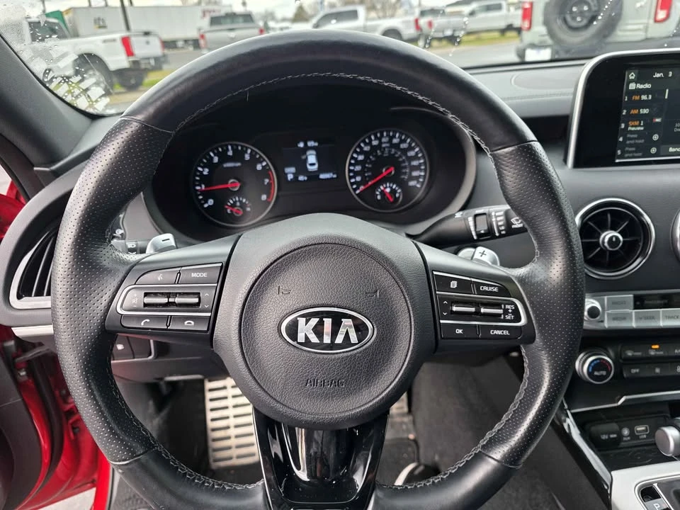 2020 Kia Stinger GT - Image 11 of 15
