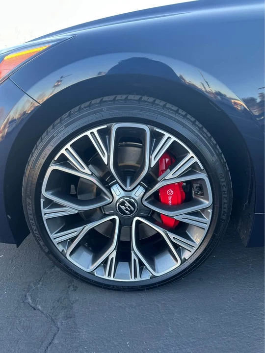 2020 Kia Stinger GT - Image 14 of 19