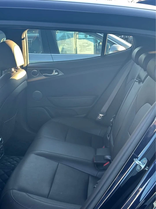 2020 Kia Stinger GT - Image 9 of 19