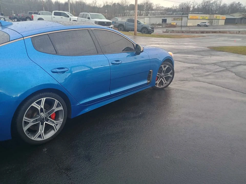 2020 Kia Stinger GT - Image 2 of 8