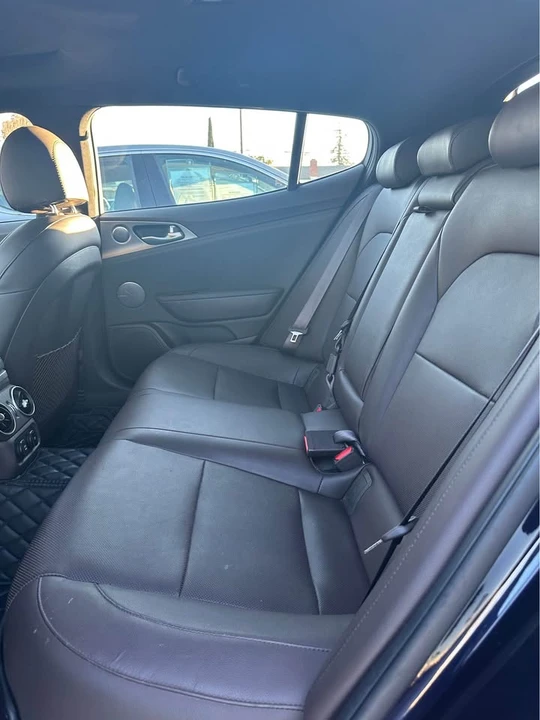 2020 Kia Stinger GT - Image 10 of 19