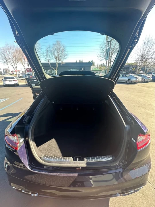 2020 Kia Stinger GT - Image 18 of 19