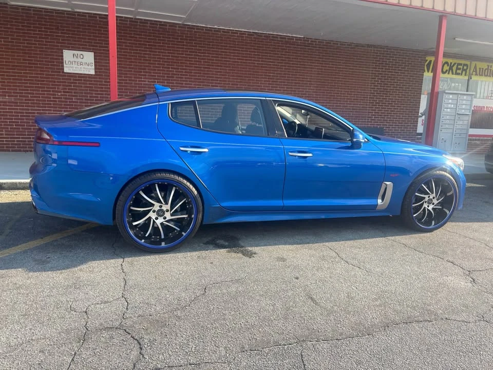 2020 Kia Stinger GT - Image 2 of 4