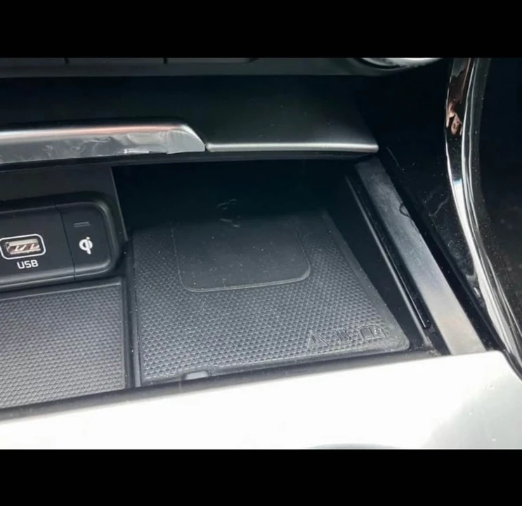 2020 Kia Stinger GT - Image 6 of 12