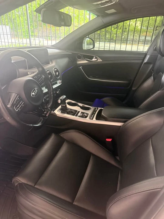2020 Kia Stinger GT - Image 6 of 9