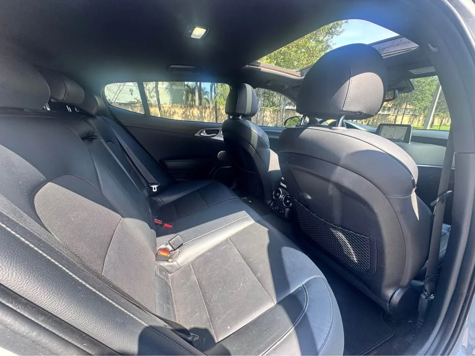 2020 Kia Stinger GT - Image 14 of 16