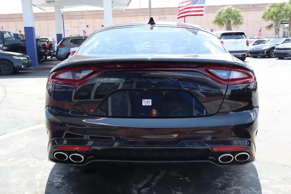 2020 Kia Stinger GT - Image 2 of 9
