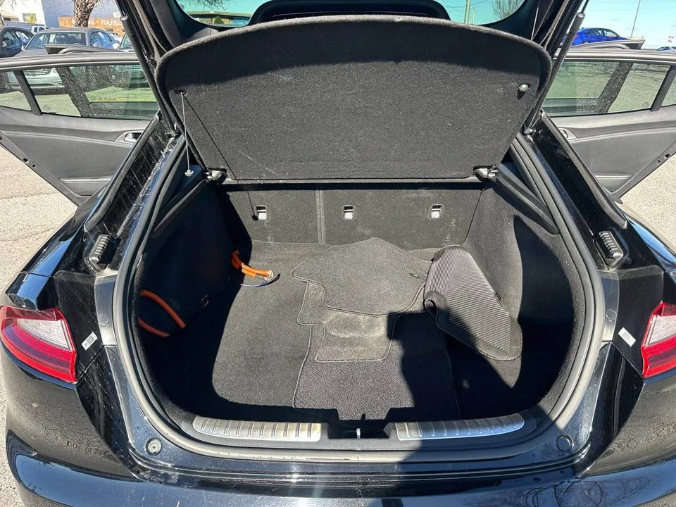 2020 Kia Stinger GT - Image 17 of 20