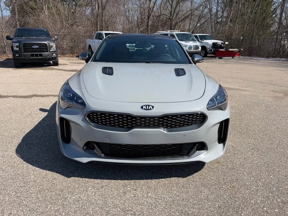 2020 Kia Stinger GT - Image 2 of 20