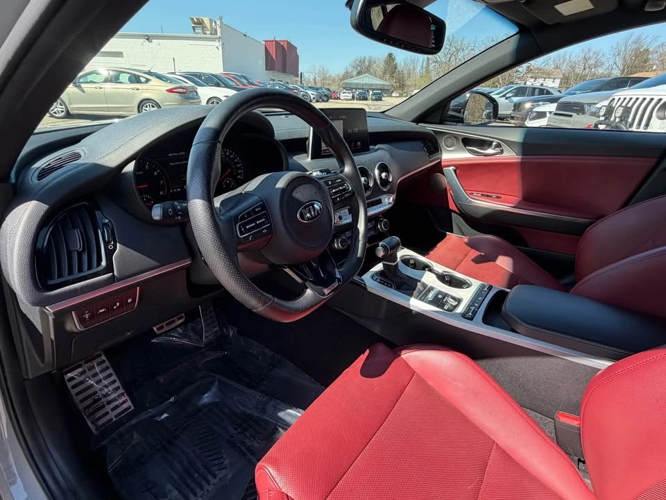 2020 Kia Stinger GT - Image 12 of 20