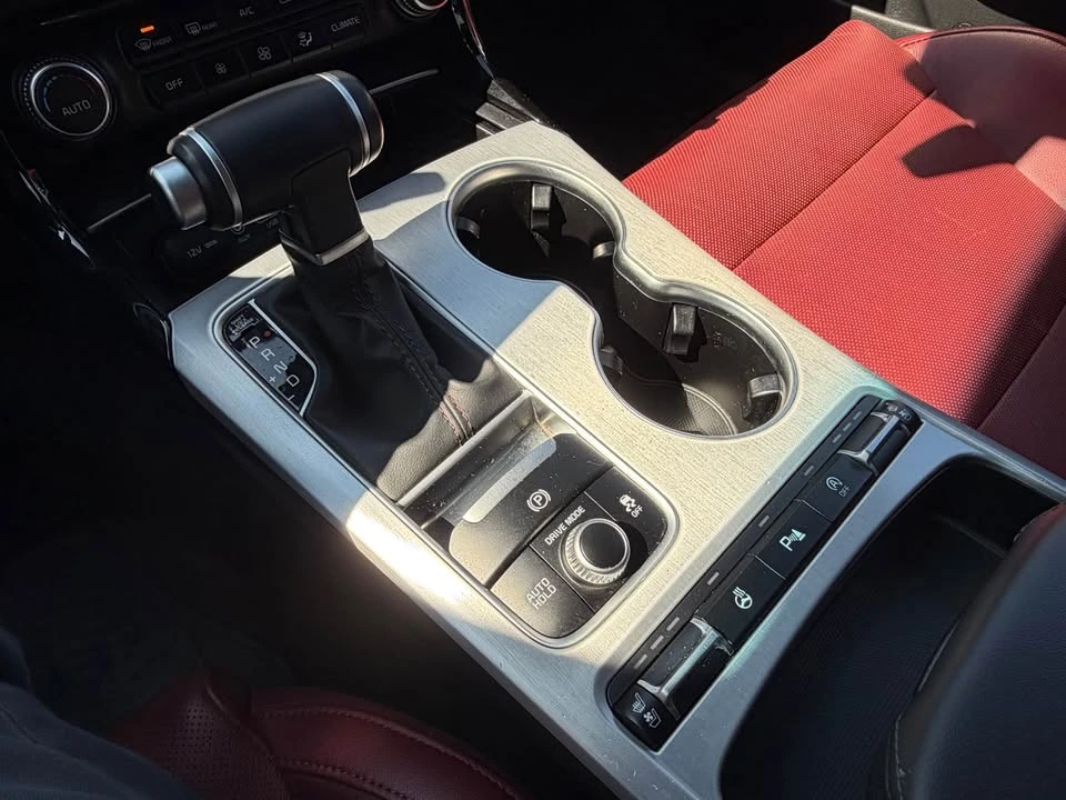 2020 Kia Stinger GT - Image 18 of 20