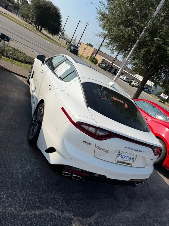 2020 Kia Stinger GT - Image 4 of 4