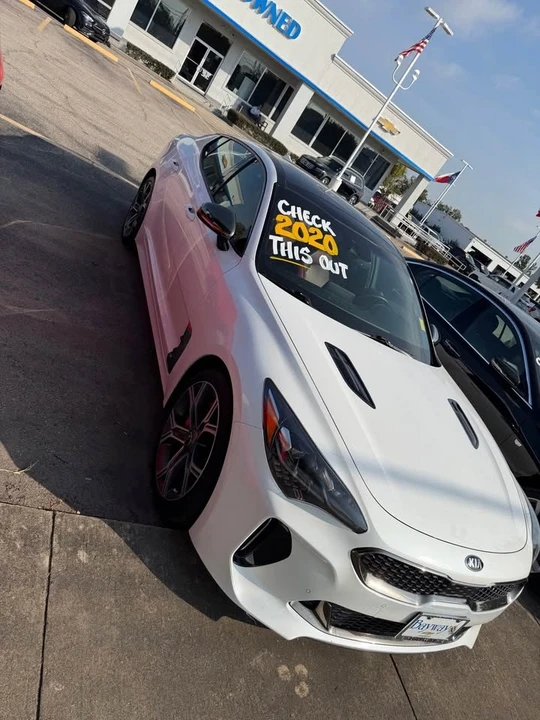 2020 Kia Stinger GT - Image 2 of 4