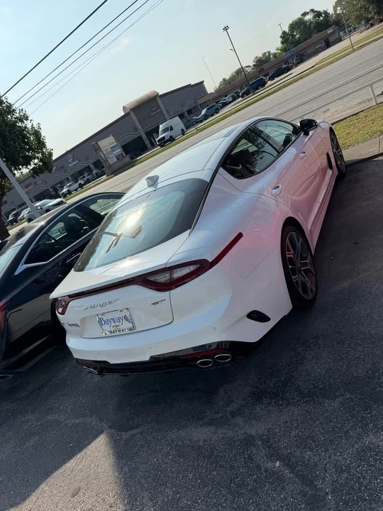 2020 Kia Stinger GT - Image 3 of 4