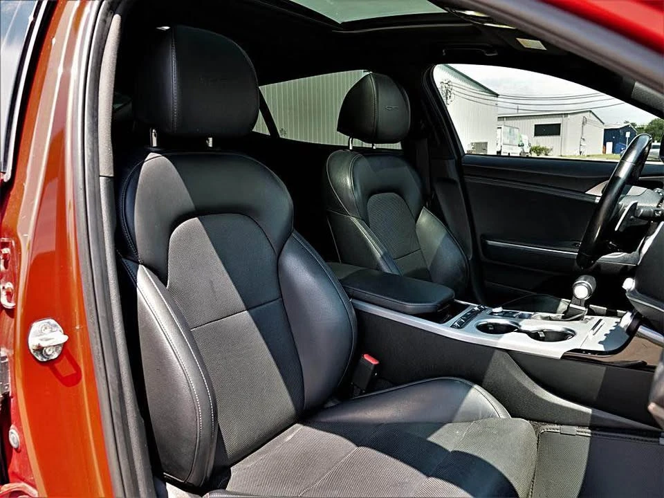 2020 Kia Stinger GT - Image 9 of 20