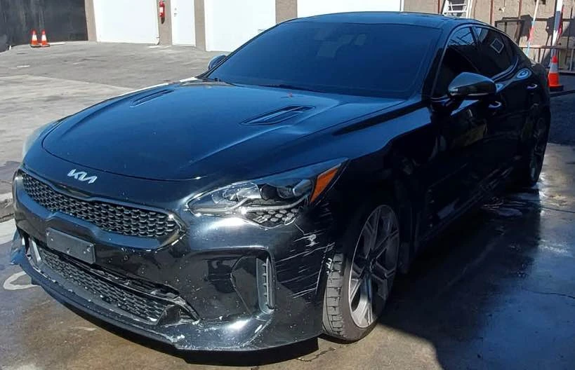 2020 Kia Stinger GT - Image 2 of 9