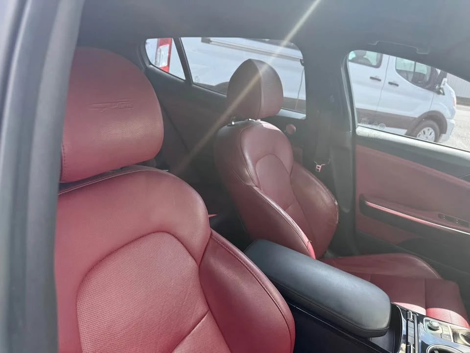 2020 Kia Stinger GT - Image 8 of 9