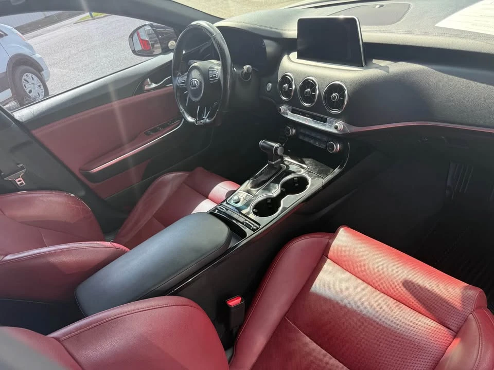 2020 Kia Stinger GT - Image 7 of 9
