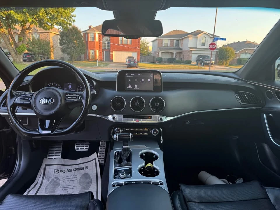2020 Kia Stinger GT - Image 11 of 13