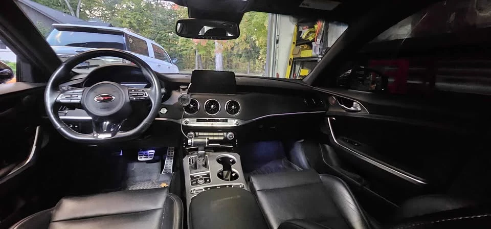 2020 Kia Stinger GT - Image 10 of 10