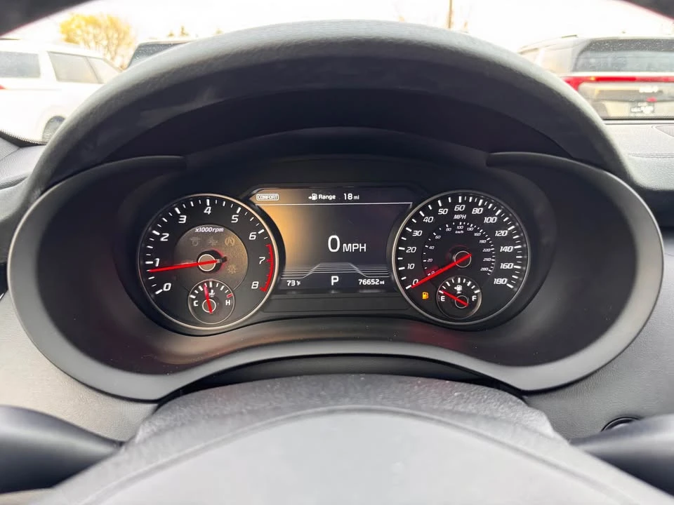 2020 Kia Stinger GT - Image 14 of 18