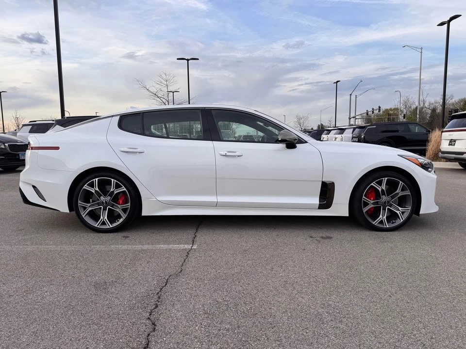 2020 Kia Stinger GT - Image 4 of 18