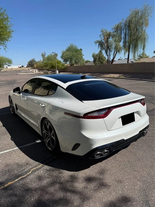 2020 Kia Stinger GT - Image 4 of 10