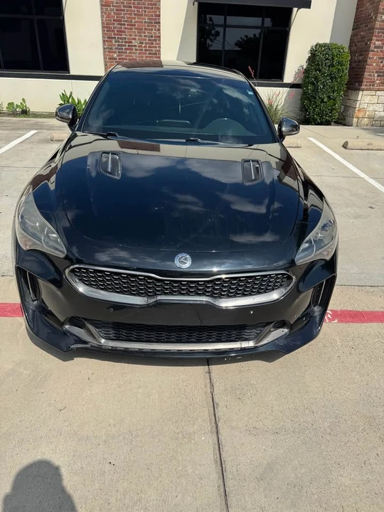 2020 Kia Stinger GT - Image 2 of 11