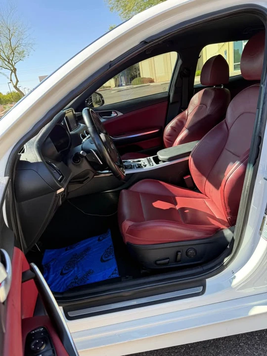 2020 Kia Stinger GT - Image 5 of 10