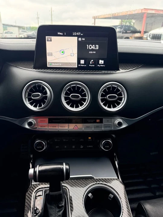2020 Kia Stinger GT - Image 11 of 16