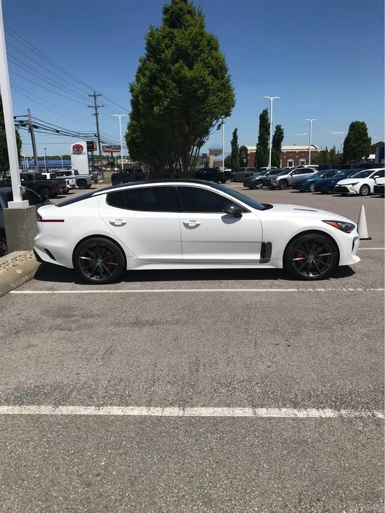 2020 Kia Stinger GT - Image 3 of 9