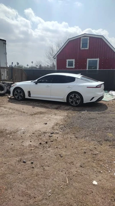 2020 Kia Stinger GT - Image 3 of 5