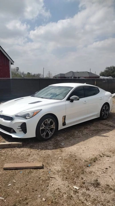 2020 Kia Stinger GT - Image 2 of 5