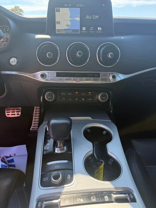 2020 Kia Stinger GT - Image 10 of 14