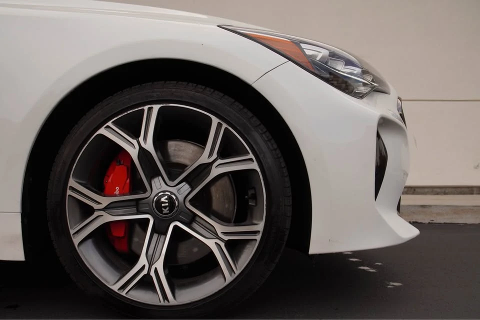 2020 Kia Stinger GT - Image 4 of 18