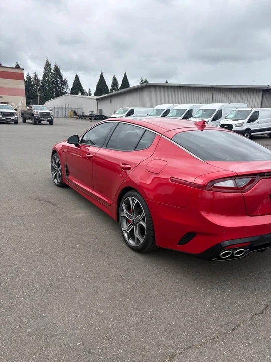 2020 Kia Stinger GT - Image 5 of 10