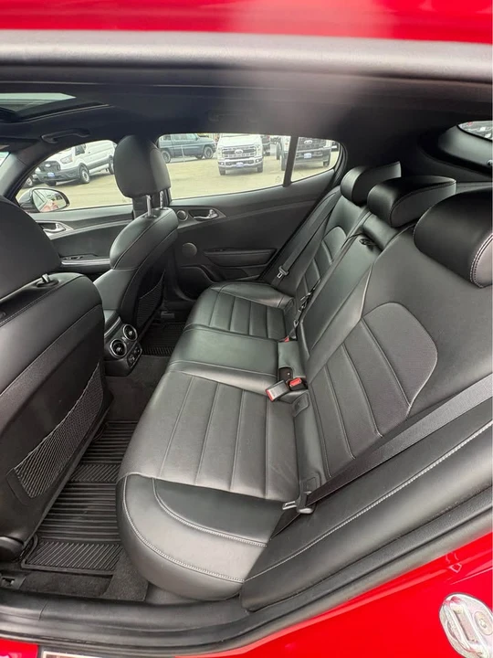 2020 Kia Stinger GT - Image 10 of 10