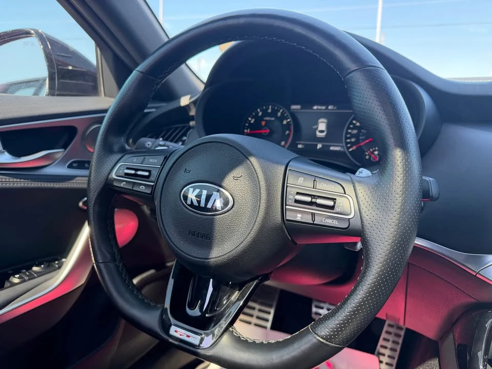 2020 Kia Stinger GT - Image 19 of 20