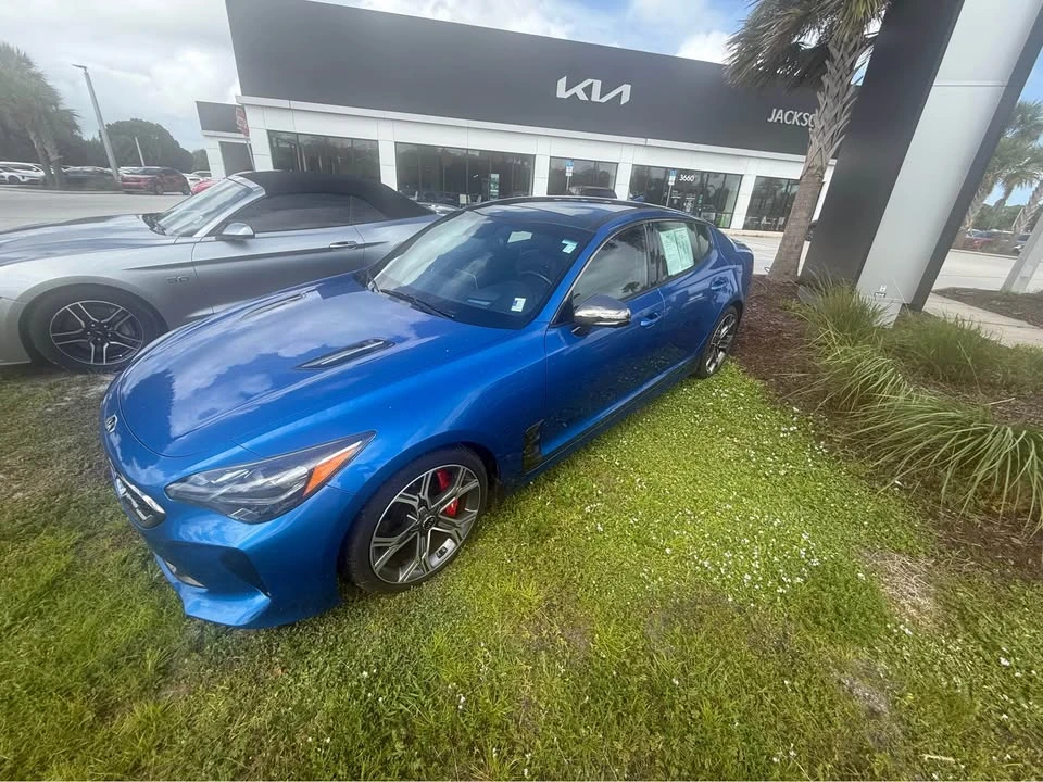2020 Kia Stinger GT - Image 5 of 6