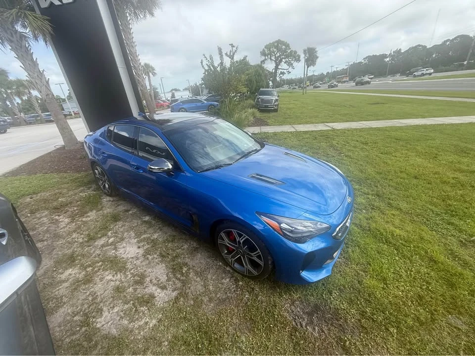 2020 Kia Stinger GT - Image 4 of 6