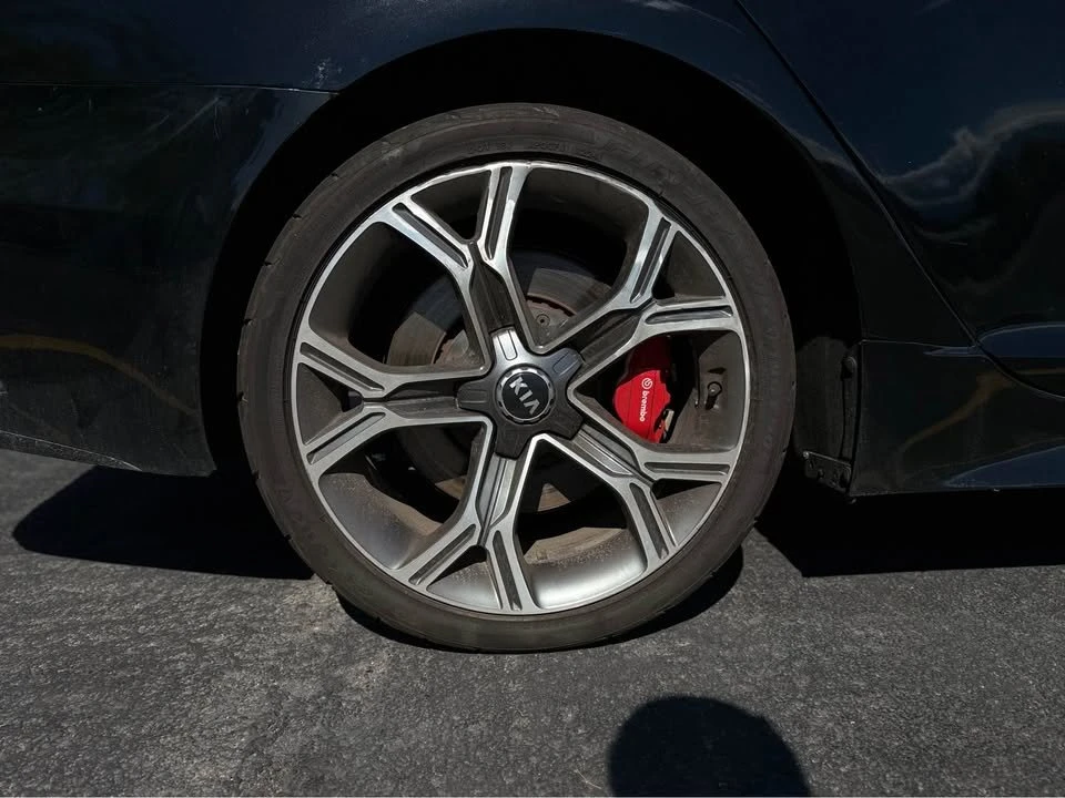 2020 Kia Stinger GT - Image 15 of 15