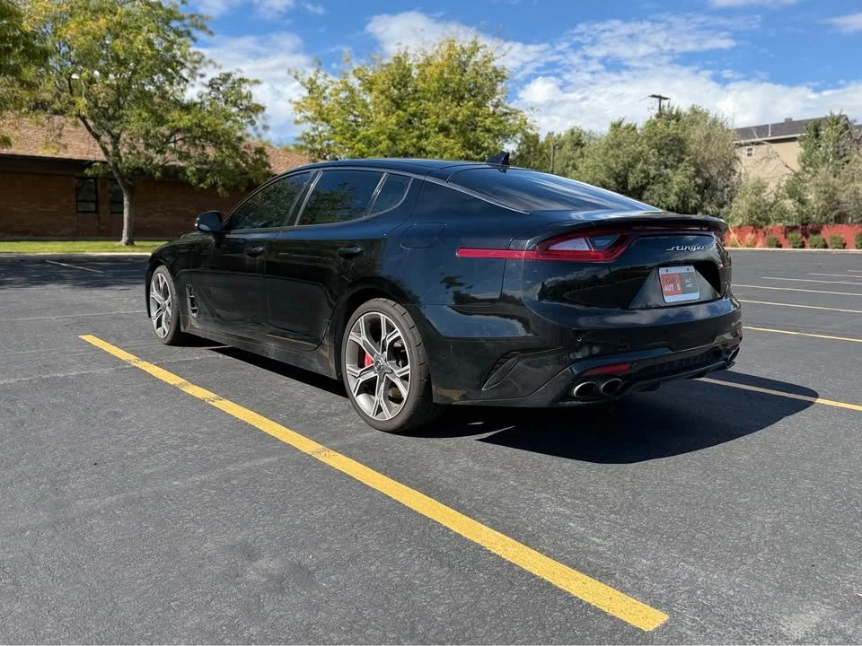 2020 Kia Stinger GT - Image 10 of 15