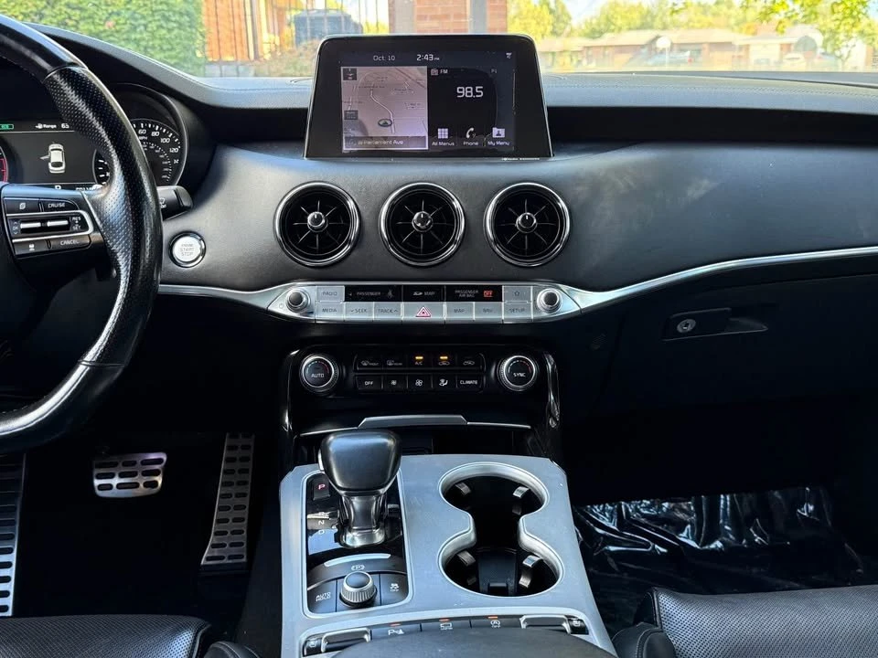 2020 Kia Stinger GT - Image 13 of 15