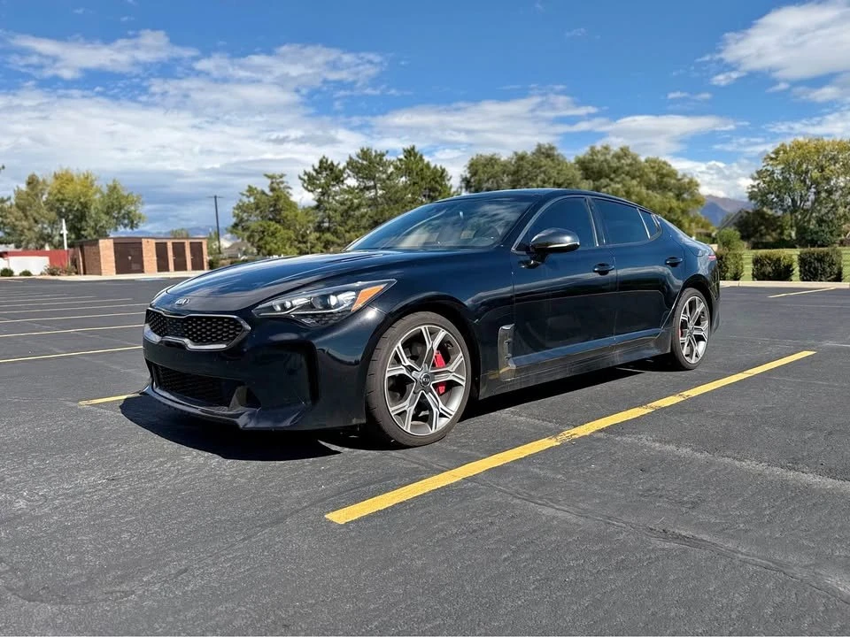 2020 Kia Stinger GT - Image 2 of 15